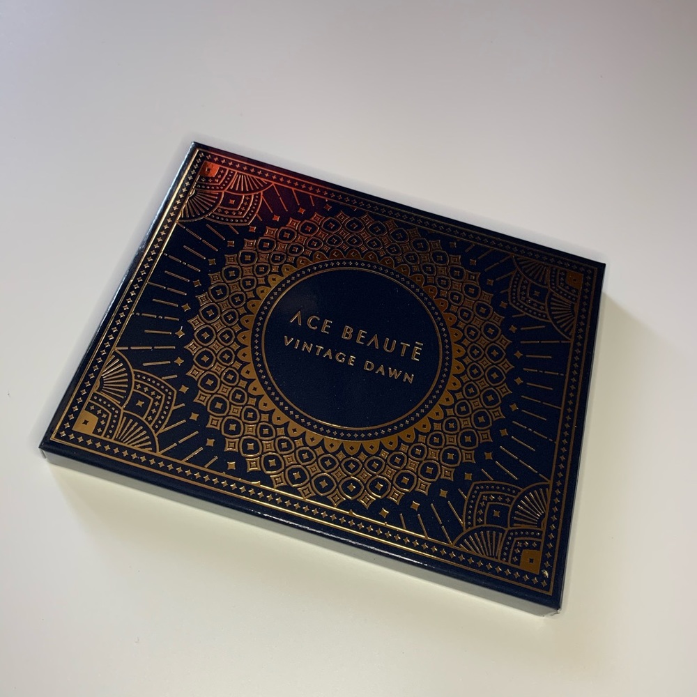 ACE BEAUTY | EYESHADOW PALETTE